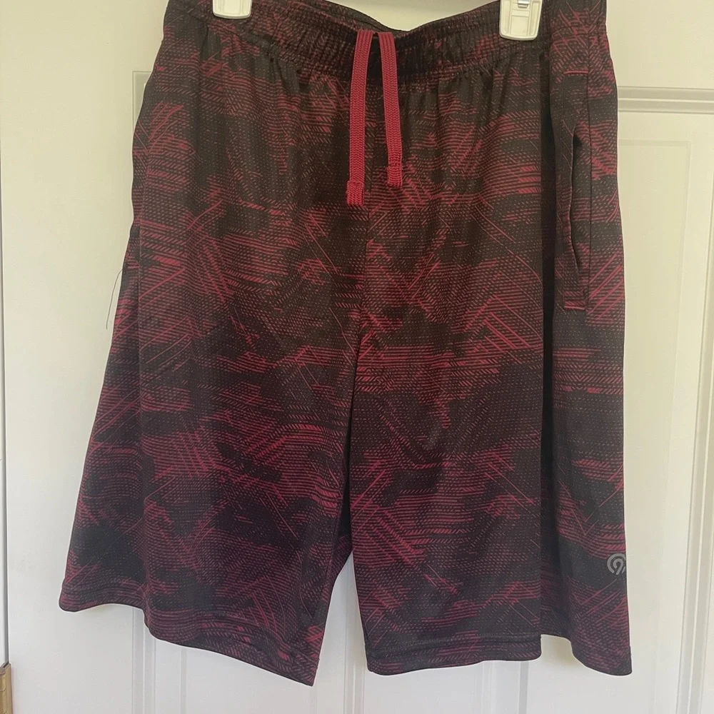 Champion Men basketball shorts size Medium - Picture 6 of 7